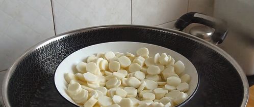 山藥搭配紅棗，做出營養小花卷，簡單易學，孩子們搶著吃